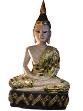 Carica l'immagine nel visualizzatore di Gallery, Statua Buddha in legno