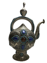 Carica l'immagine nel visualizzatore di Gallery, Teiera Tibetana in argento e pietra turchese, lapislazzuli e corniola