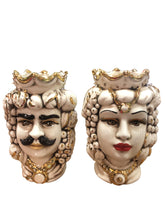 Carica l'immagine nel visualizzatore di Gallery, Teste di moro di Sicilia in ceramica di Caltagirone