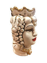 Carica l'immagine nel visualizzatore di Gallery, Teste di moro di Sicilia in ceramica di Caltagirone