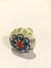 Carica l'immagine nel visualizzatore di Gallery, Tappi in ceramica pugliese