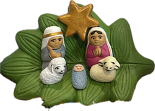 Carica l&#39;immagine nel visualizzatore di Gallery, Presepe peruviano foglia
