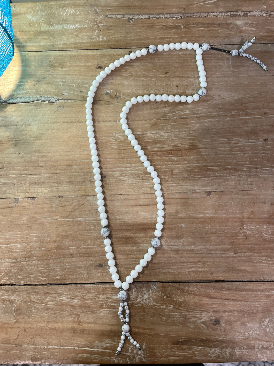 Rosario giapponese JUTZU howlite bianca