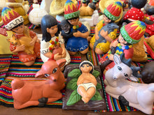 Carica l&#39;immagine nel visualizzatore di Gallery, Presepe peruviano Perù
