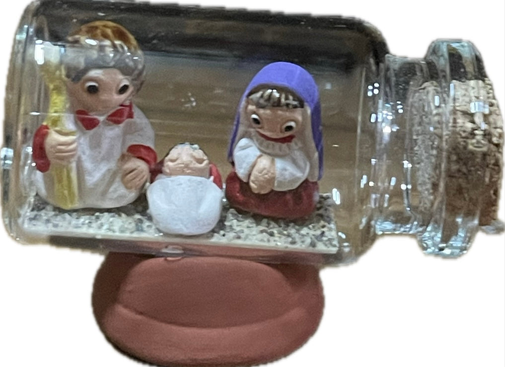 Presepe in bottiglia Peruviano cappuccio viola