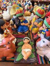 Carica l&#39;immagine nel visualizzatore di Gallery, Presepe peruviano Perù
