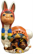 Carica l&#39;immagine nel visualizzatore di Gallery, Presepe peruviano lama in 4 colori
