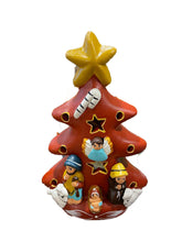 Carica l&#39;immagine nel visualizzatore di Gallery, Presepe peruviano con Albero natalizio in 3 colori
