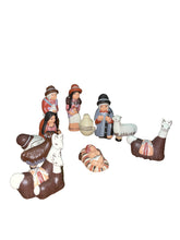 Carica l&#39;immagine nel visualizzatore di Gallery, Presepe Peruviano
