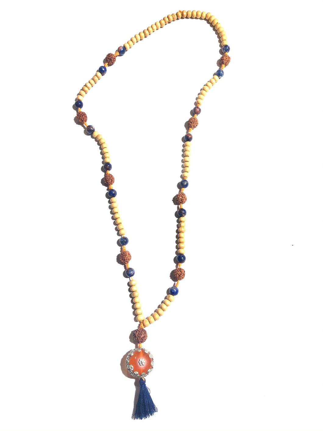 Mala tibetano in pietre dure, legno, semi di Rudra e ciondolo in ambra tibetana