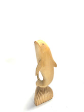 Carica l&#39;immagine nel visualizzatore di Gallery, Statua Delfino
