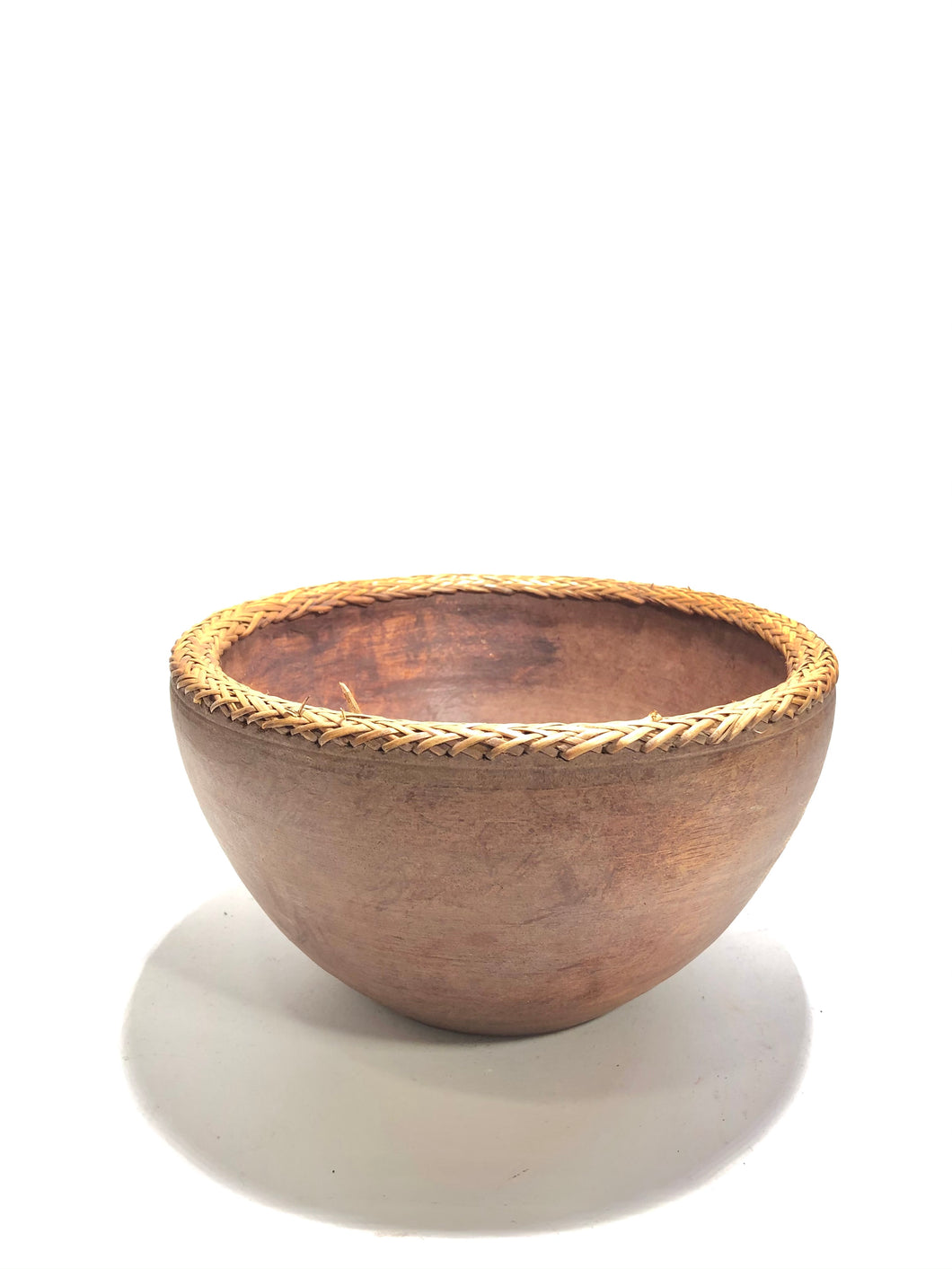 Svuotatasche o coppa in legno thailandese con dettaglio creato a mano