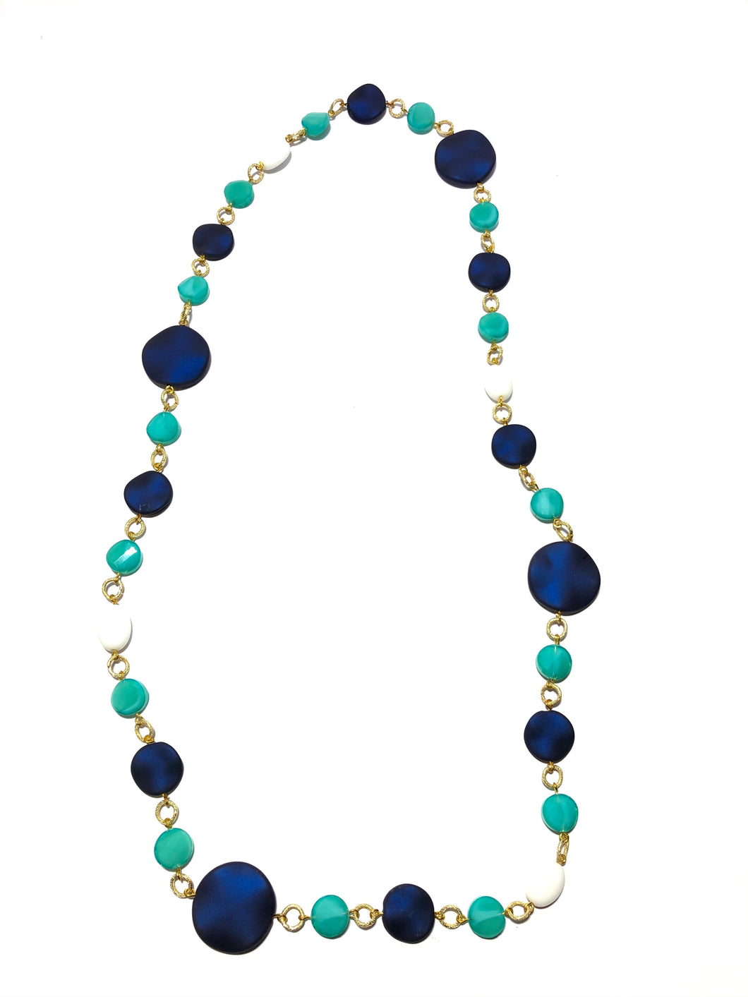 Collana con fette di agata e pezzi di resina