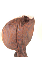 Carica l&#39;immagine nel visualizzatore di Gallery, Statua in legno Cobra in 4 diverse dimensioni
