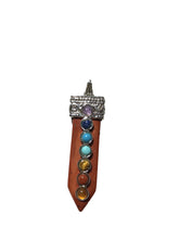 Carica l&#39;immagine nel visualizzatore di Gallery, Ciondoli con pietra dura e pietre dei 7 chakra in 6 diverse pietre 5 cm
