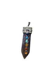 Carica l&#39;immagine nel visualizzatore di Gallery, Ciondoli con pietra dura e pietre dei 7 chakra in 6 diverse pietre 5 cm
