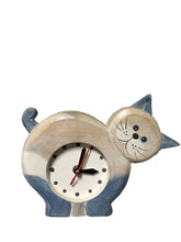 Carica l&#39;immagine nel visualizzatore di Gallery, Orologio in legno con gatto
