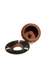 Carica l&#39;immagine nel visualizzatore di Gallery, Posacenere in terracotta
