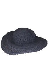 Carica l&#39;immagine nel visualizzatore di Gallery, Cappelli a uncinetto in cotone indonesiano in 12 diverse colorazioni
