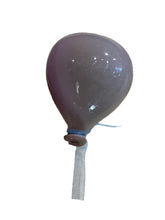 Carica l&#39;immagine nel visualizzatore di Gallery, Palloncini in ceramica da parete con foro sul retro 8 cm
