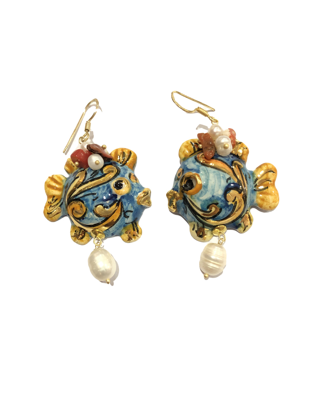 Orecchini con pesce in ceramica di caltagirone